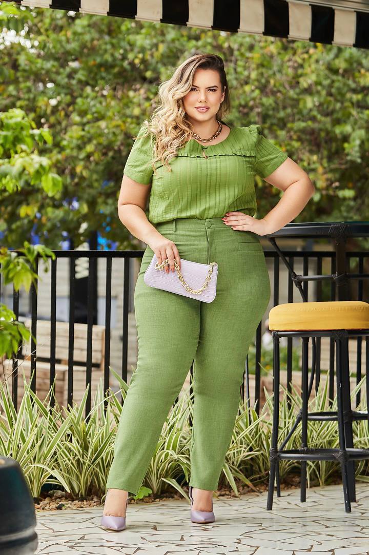 Calça Plus Size Verde - Mari Savannah - Imagem 2