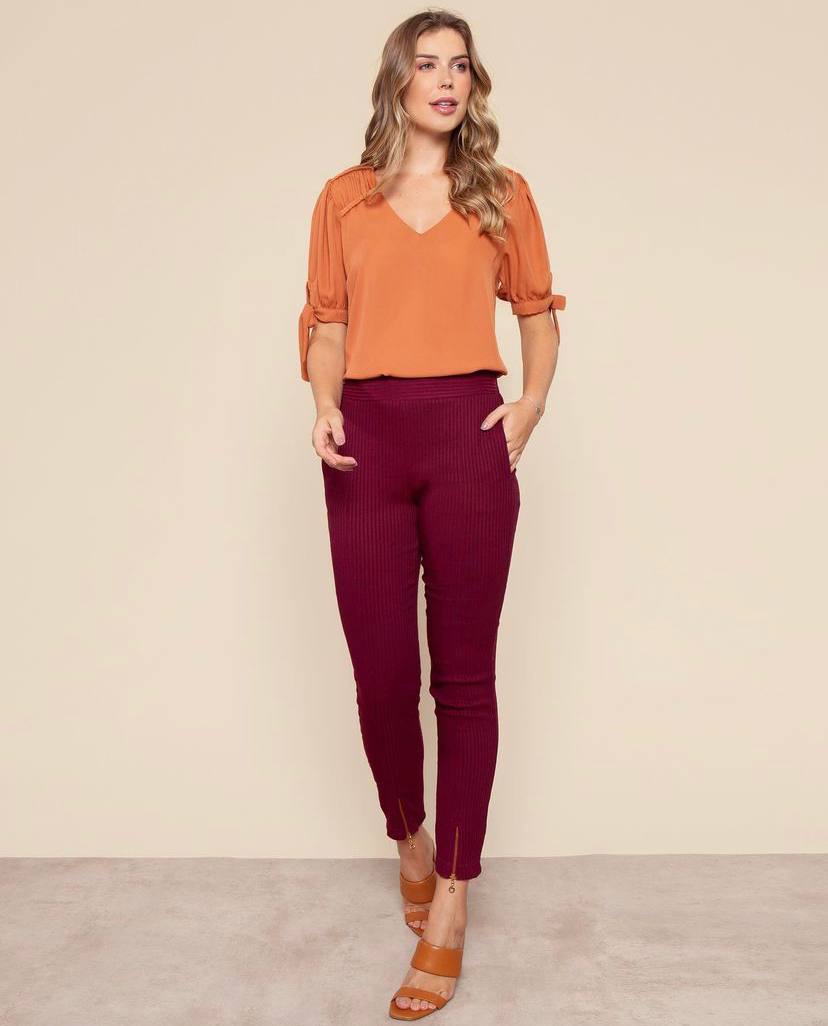 Blusa Detalhe no Ombro Amiska - Caramelo - Imagem 4