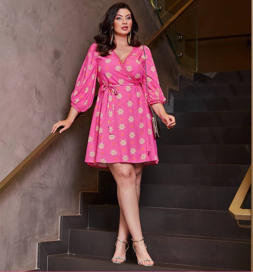 Vestido Plus Size Estampado Pink - Sônia Savannah