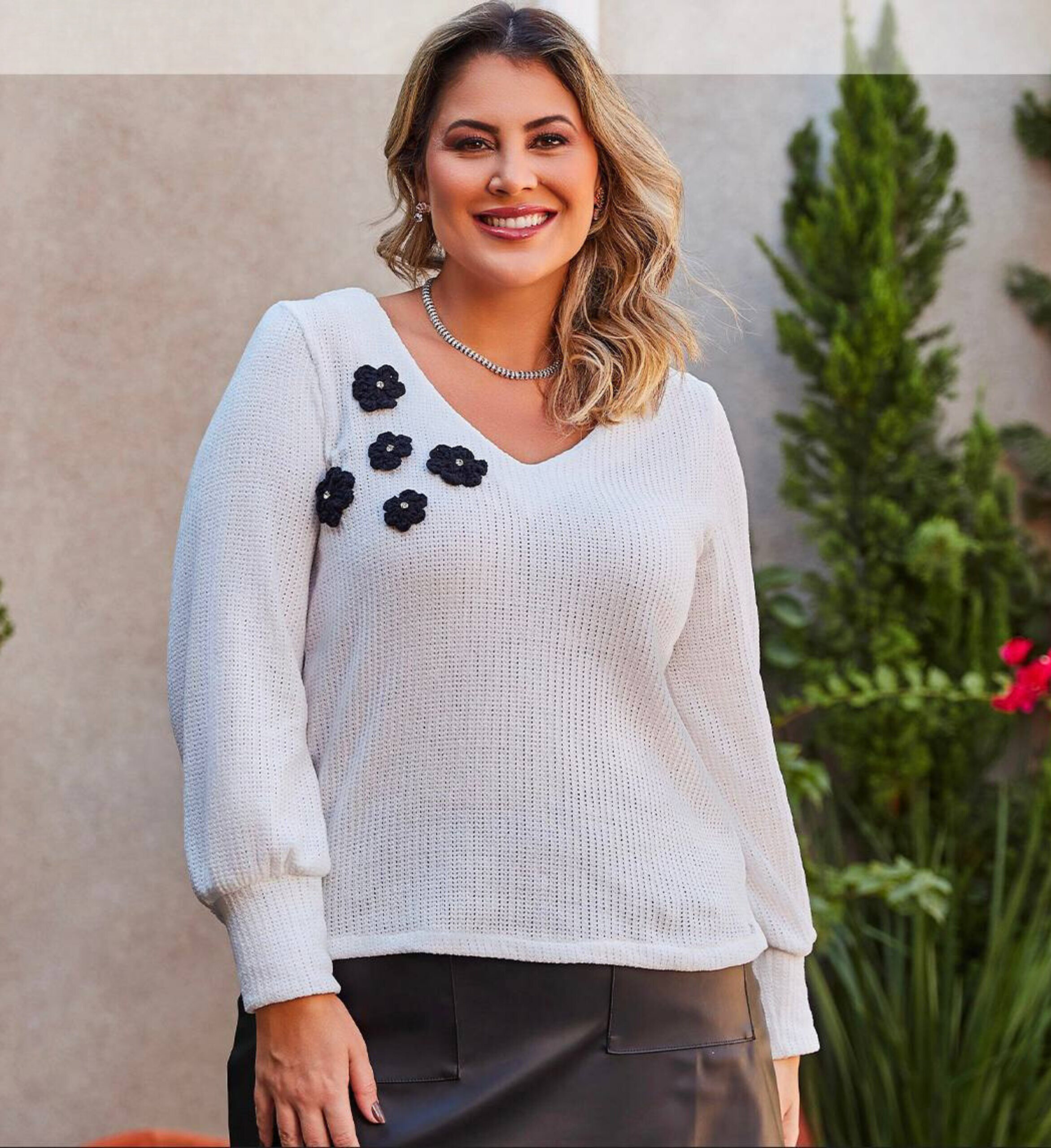 Blusa Plus Size Tricô Off White - Bella Savannah