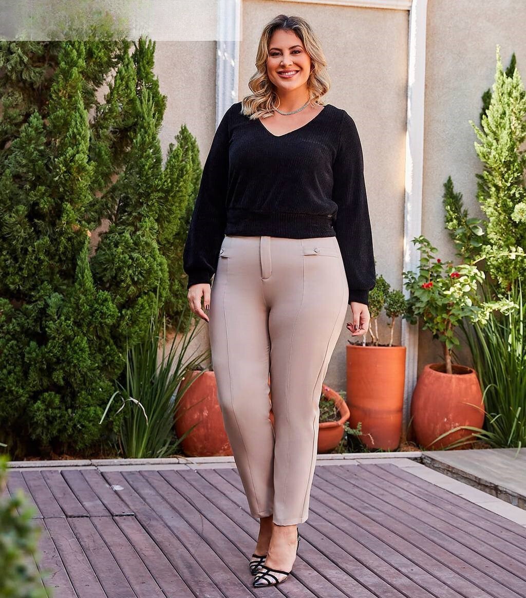 Blusa Plus Size Tricô Preta - Camile Savannah