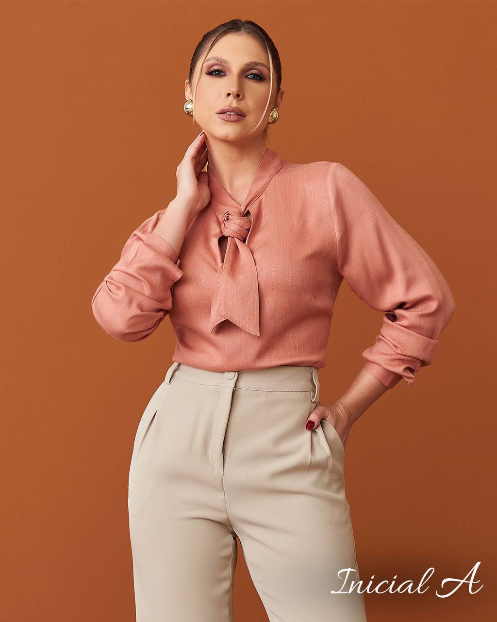 Blusa Manga Longa Bege - Patrícia Inicial A
