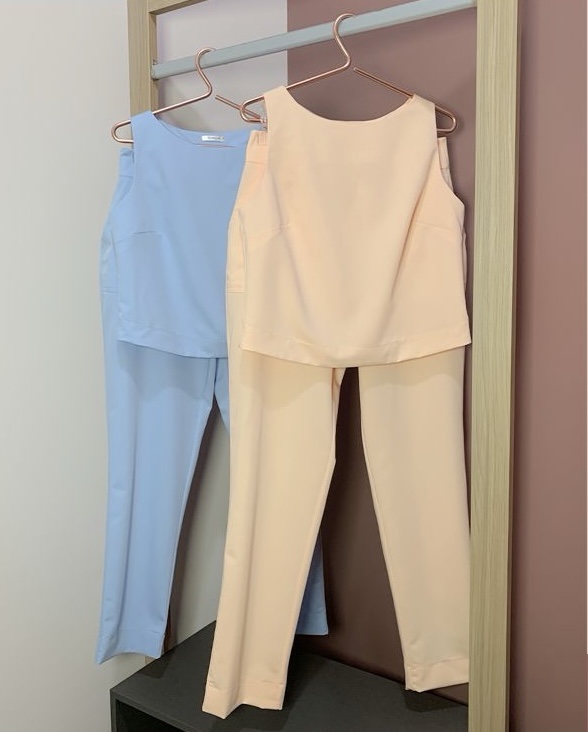 Conjunto Olivia coral Inicial A - Imagem 3