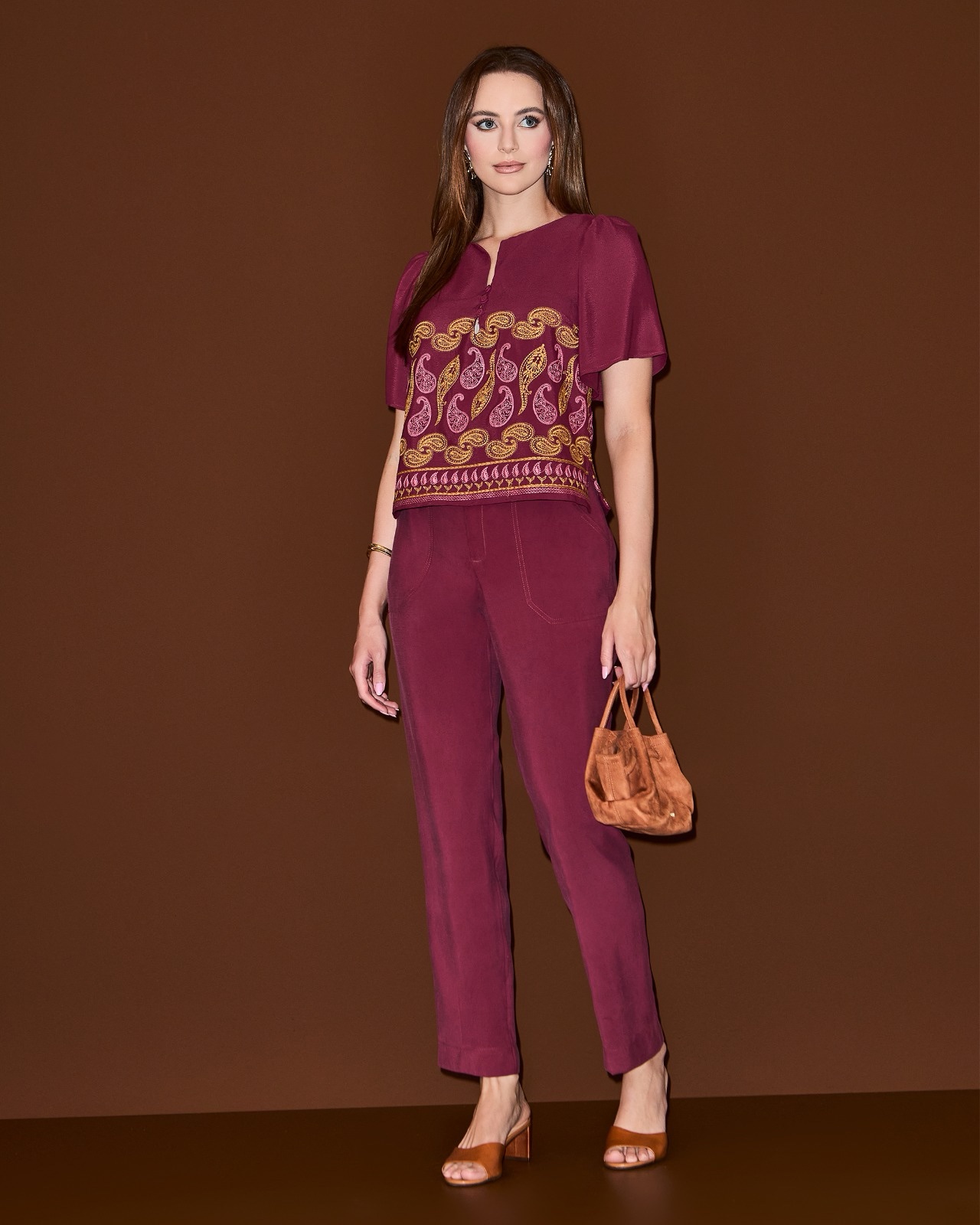 Blusa Lilian Bege Inicial A